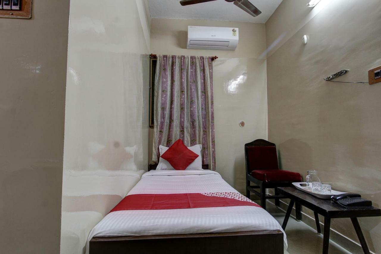 Hôtel Oyo 44419 Syed Park Residency à Tirunelveli Chambre photo