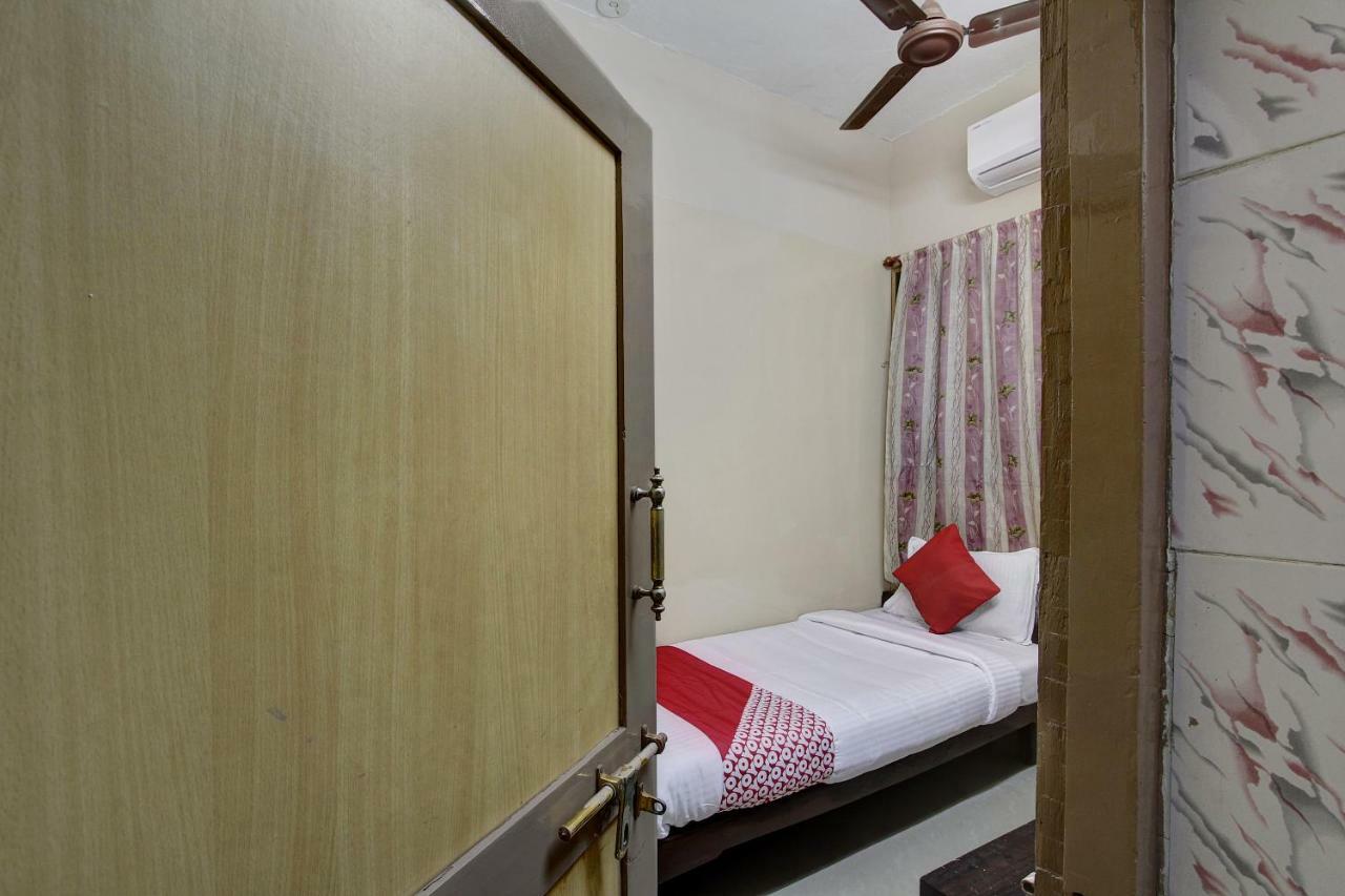 Hôtel Oyo 44419 Syed Park Residency à Tirunelveli Extérieur photo