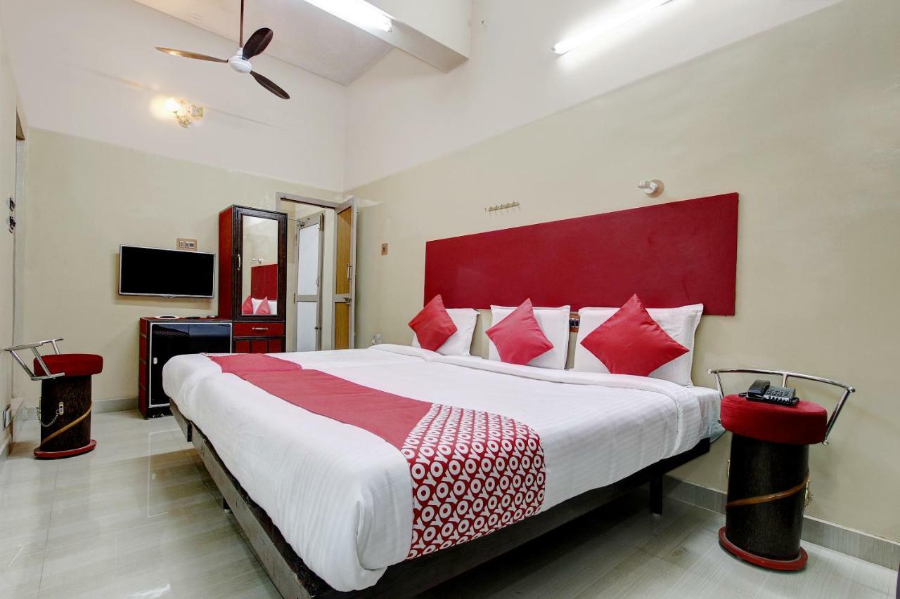 Hôtel Oyo 44419 Syed Park Residency à Tirunelveli Extérieur photo